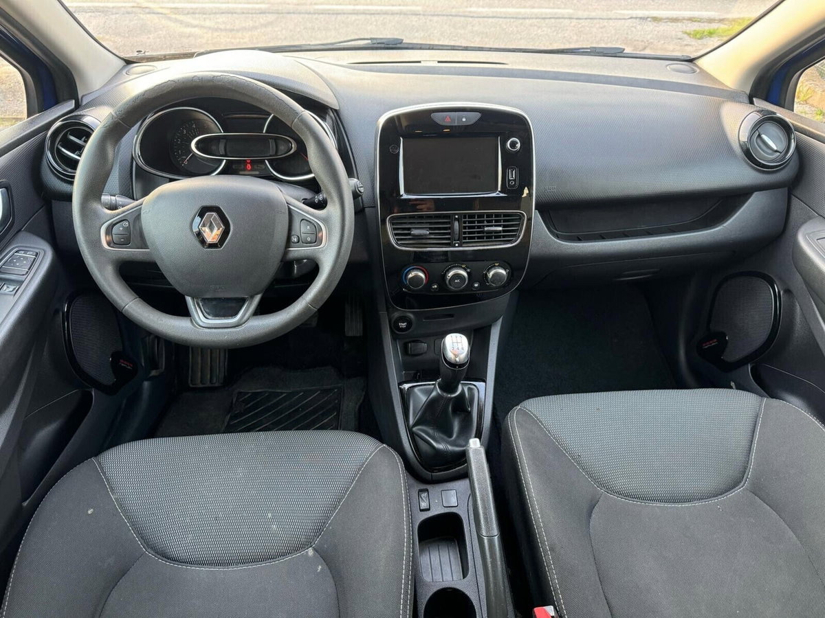 Renault Clio 1.5 dCi 75CV 5 porte Confort (6)