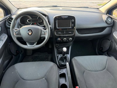 Renault Clio 1.5 dCi 75CV 5 porte Confort (6)