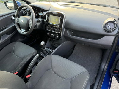 Renault Clio 1.5 dCi 75CV 5 porte Confort (7)