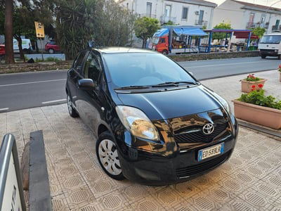 Toyota Yaris 1.0 5 porte  usata