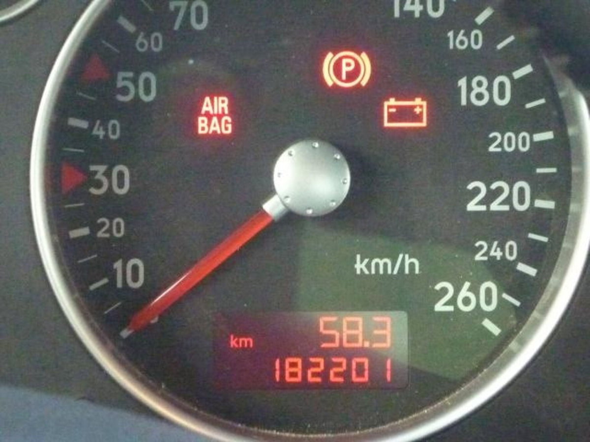 Audi TT Coupé 1.8 T 20V 225 CV cat quattro (12)