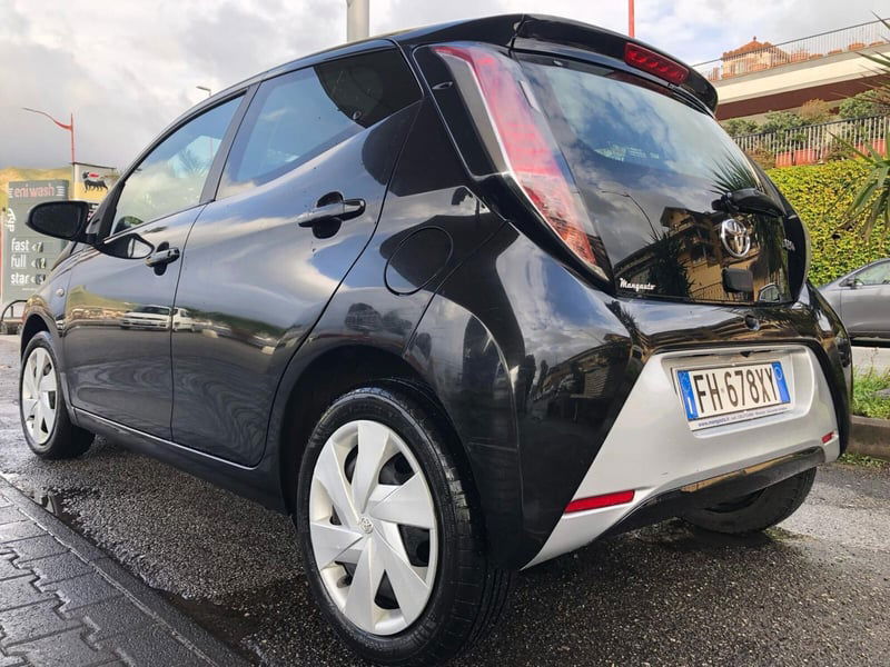 Toyota Aygo 1.0 VVT-i 69 CV 5 porte x-cool