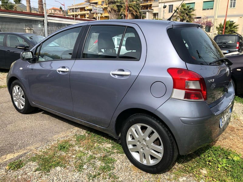 Toyota Yaris 1.3 5 porte Sol