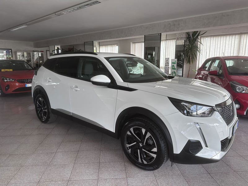 Peugeot 2008 BlueHDi 130 S&S EAT8 Allure Pack