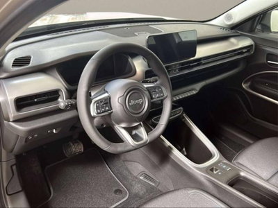 Jeep Avenger 1.2 turbo e-hybrid mhev Summit fwd 110cv edct6 (19)