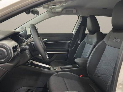 Jeep Avenger 1.2 turbo e-hybrid mhev Summit fwd 110cv edct6 (8)