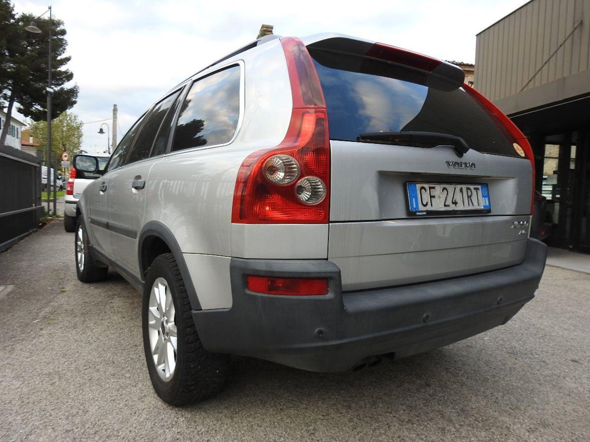 Volvo XC90 2.4 D5 aut. AWD Optima (3)