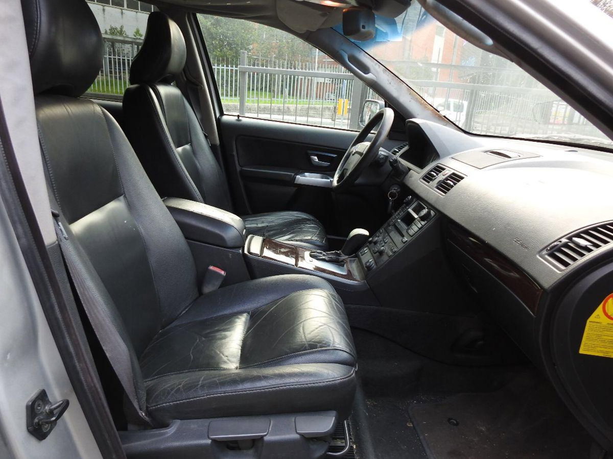 Volvo XC90 2.4 D5 aut. AWD Optima (4)