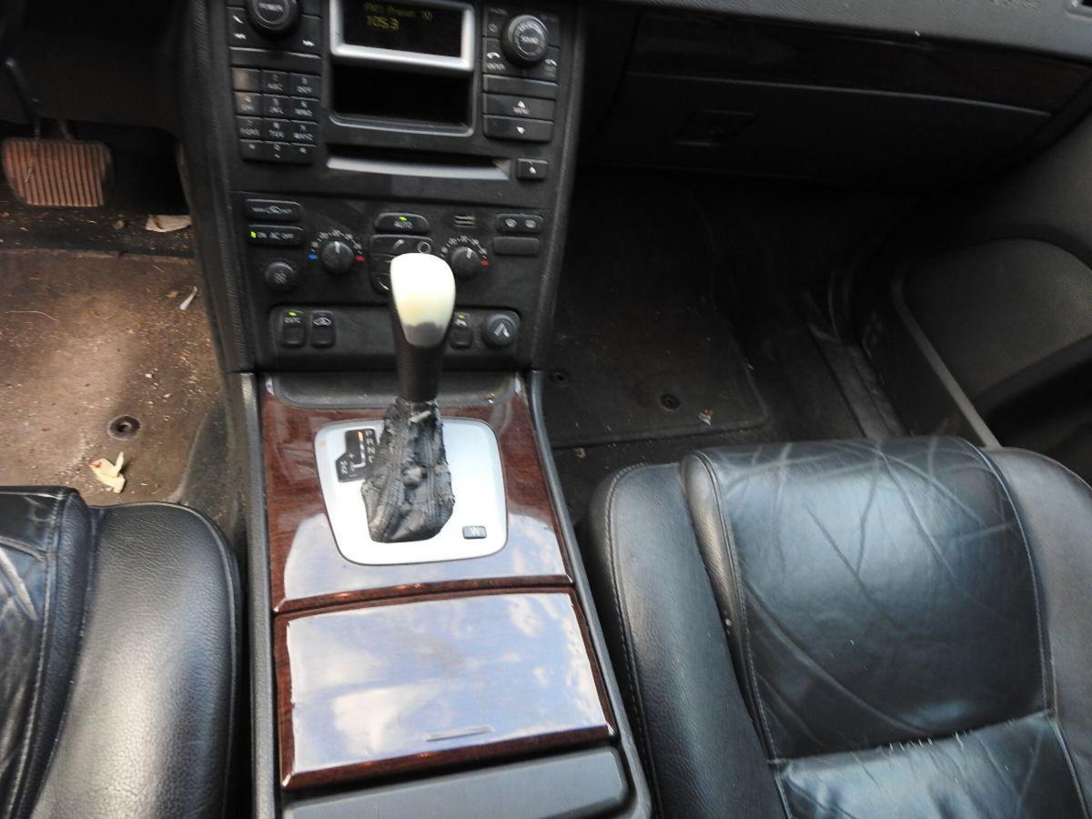 Volvo XC90 2.4 D5 aut. AWD Optima (6)