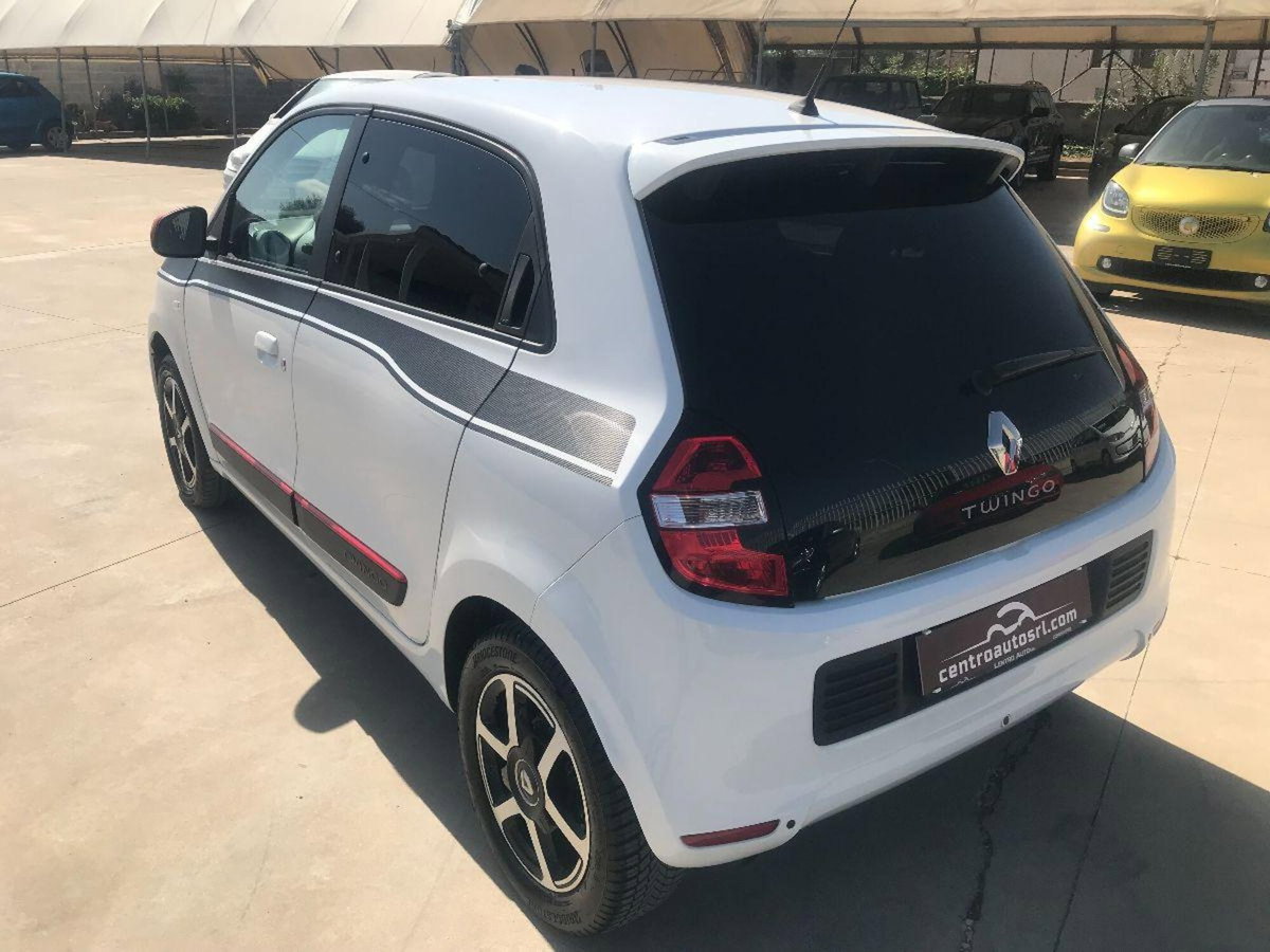 Renault Twingo SCe 65 CV Intens (8)