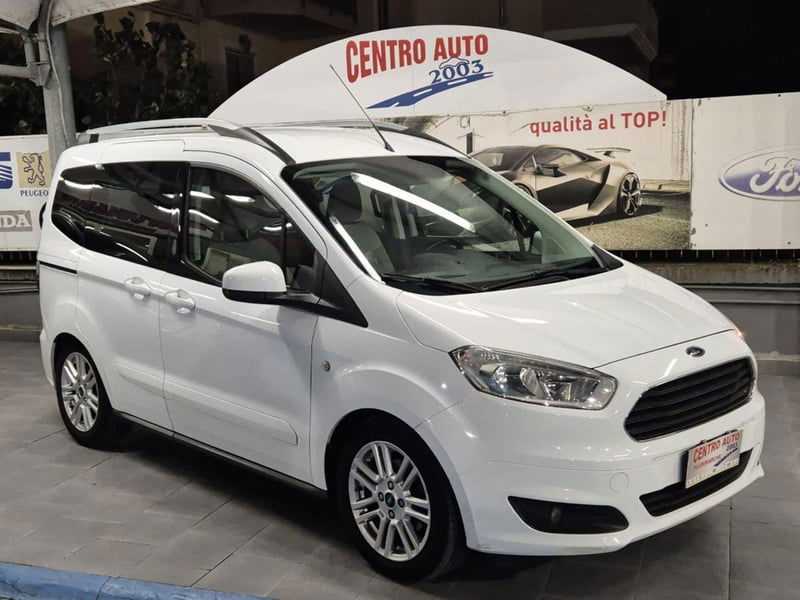 Ford Tourneo Courier 1.5 TDCI 75 CV Plus