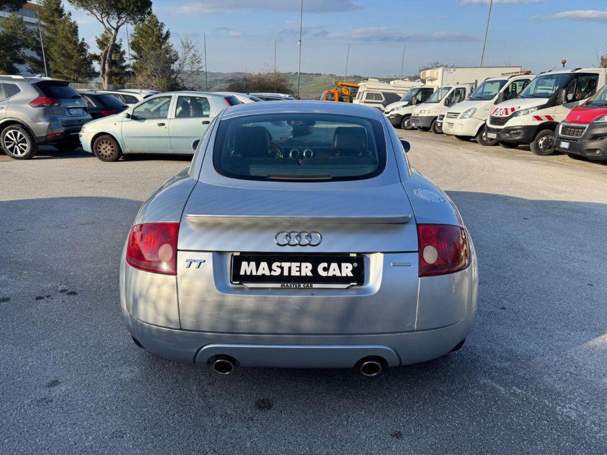 Audi TT Coupé 1.8 T 20V 225 CV cat quattro (6)