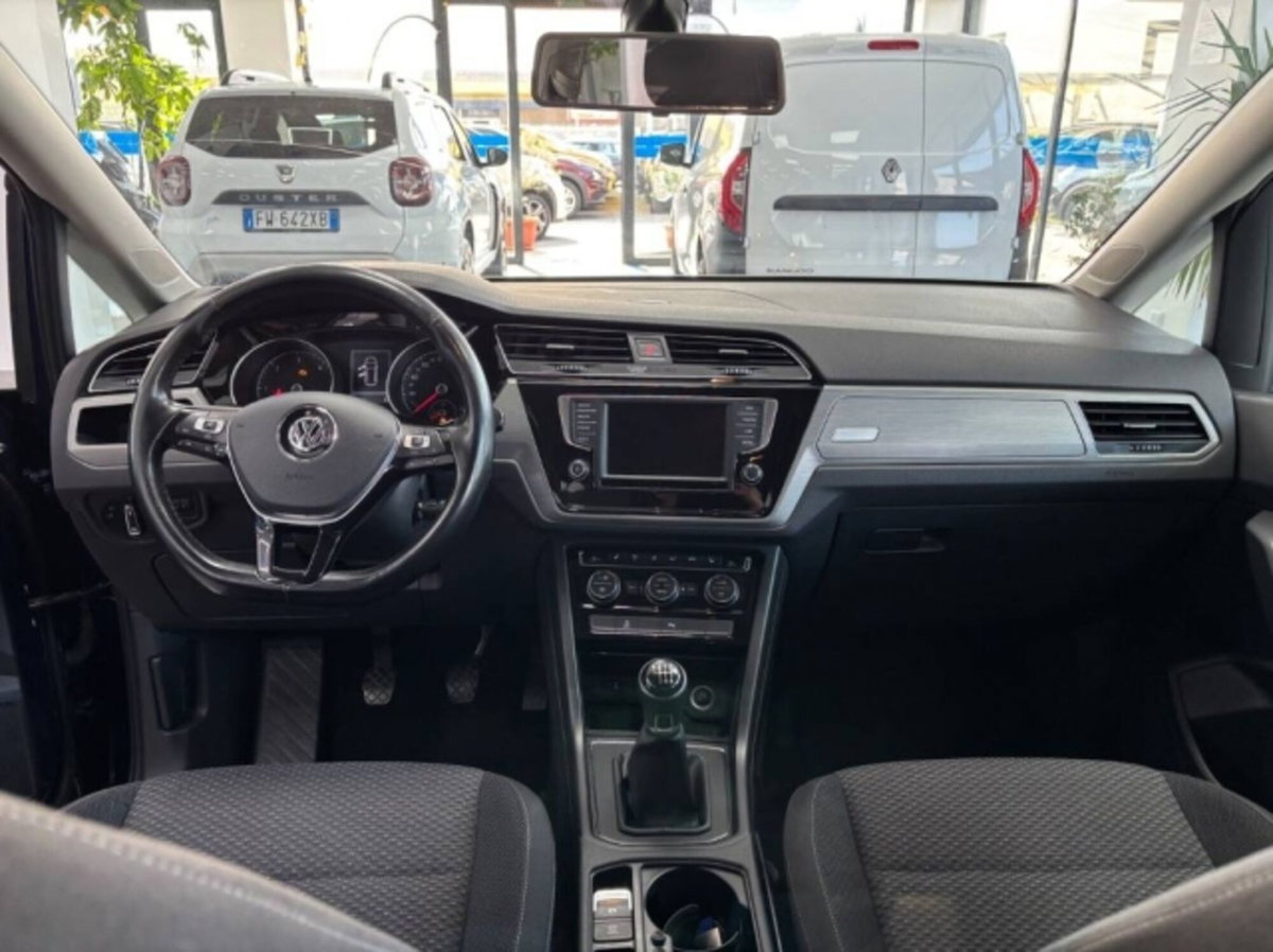 Volkswagen Touran 2.0 TDI 150 CV SCR Highline BlueMotion Technology (16)