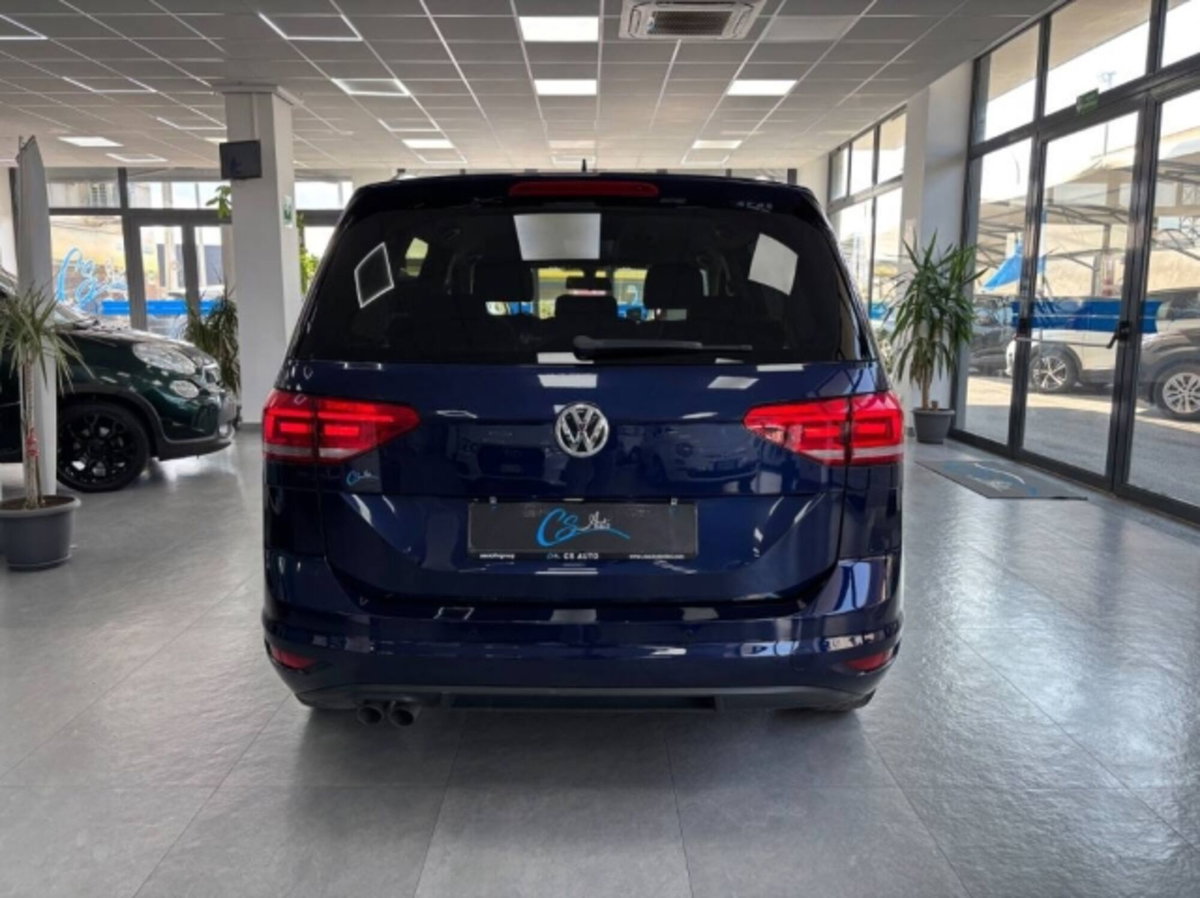 Volkswagen Touran 2.0 TDI 150 CV SCR Highline BlueMotion Technology (5)