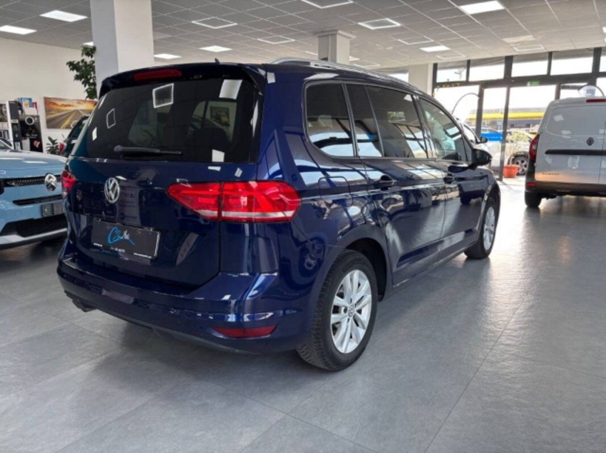 Volkswagen Touran 2.0 TDI 150 CV SCR Highline BlueMotion Technology (6)