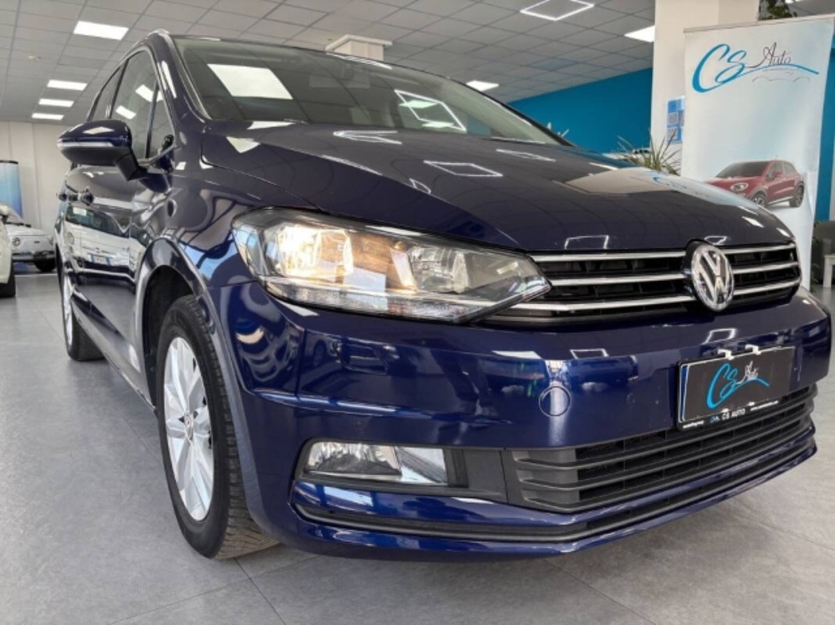 Volkswagen Touran 2.0 TDI 150 CV SCR Highline BlueMotion Technology (8)