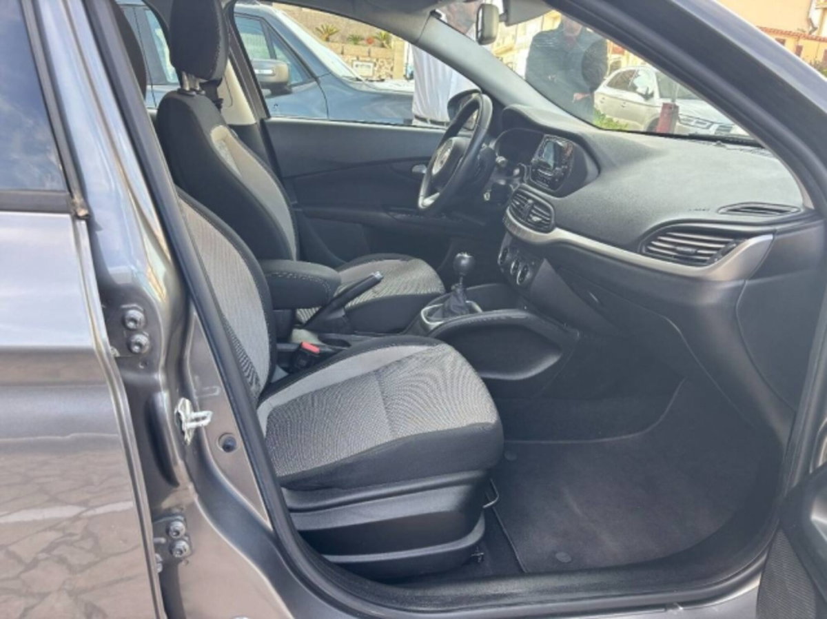 Fiat Tipo Tipo 1.4 4 porte Opening Edition (11)