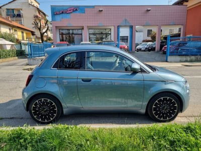 Fiat 500e 42 kWh La Prima usata