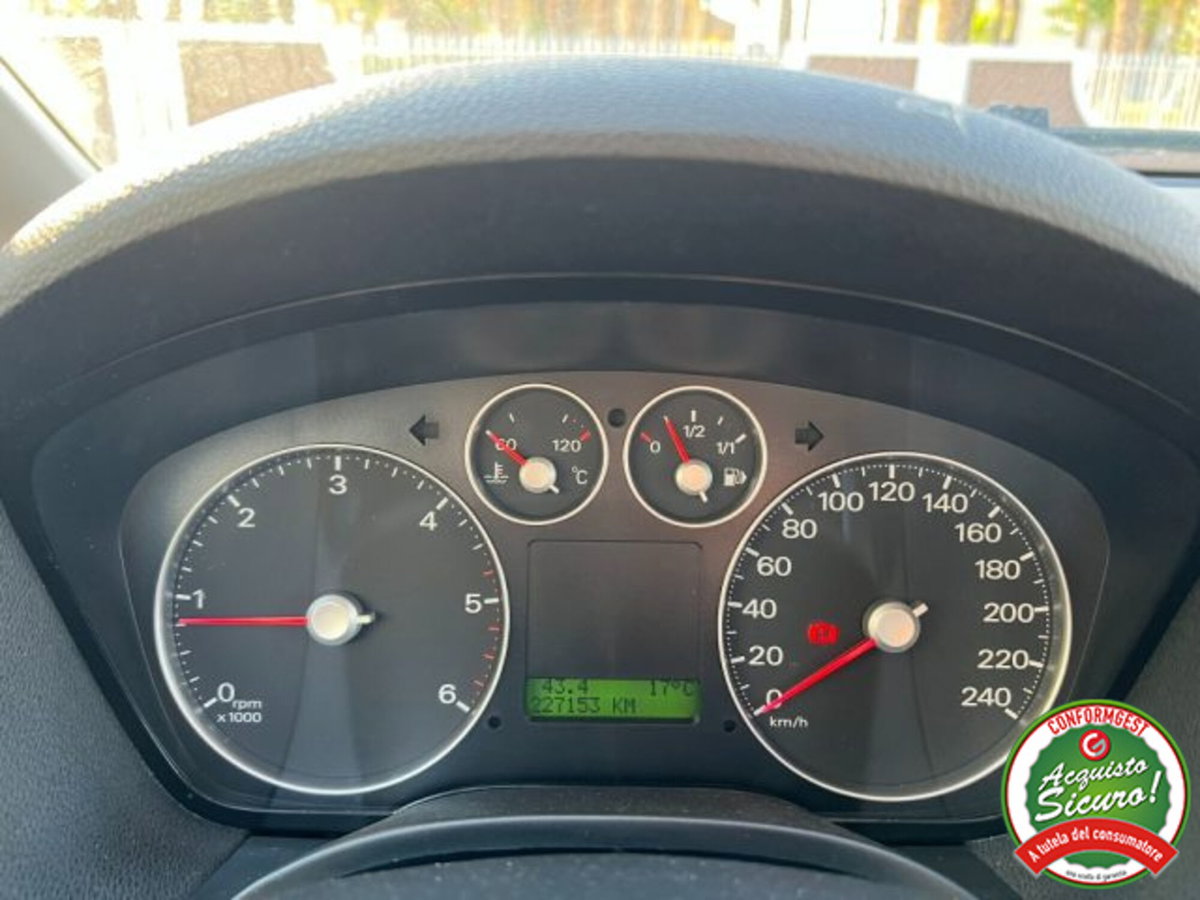 Ford C-Max 1.6 TDCi 110 CV Ikon DPF (11)