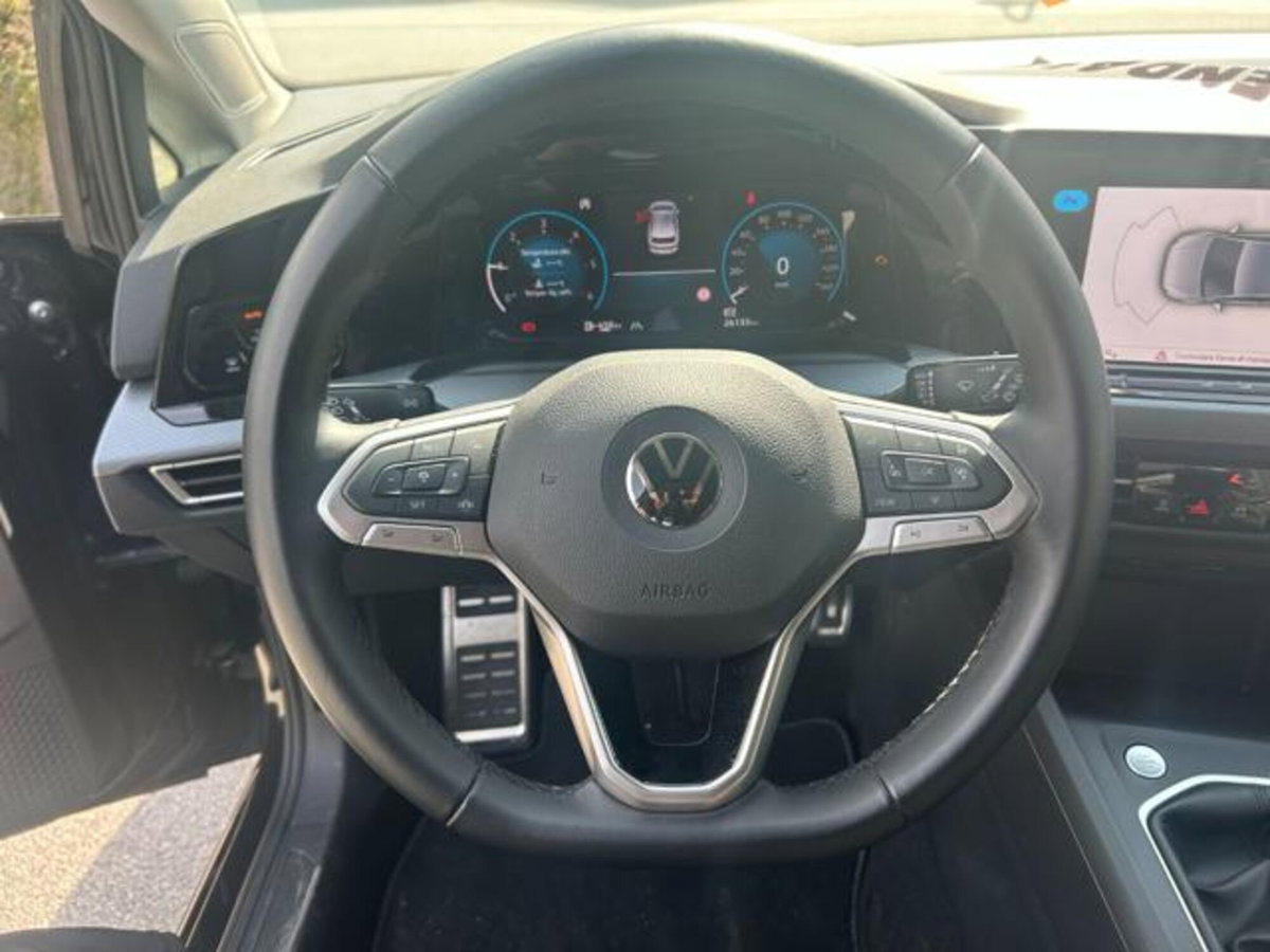 Volkswagen Golf 2.0 TDI SCR Life (11)