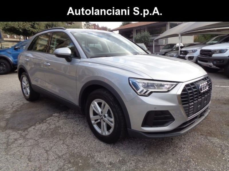 Audi Q3 35 TFSI Business Advanced