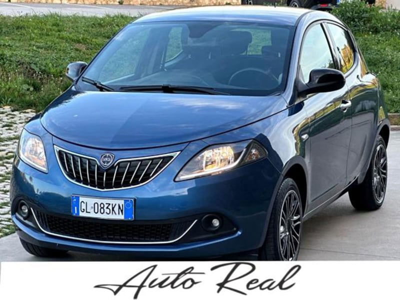 Lancia Ypsilon 1.0 FireFly 5 porte S&S Hybrid Gold Plus