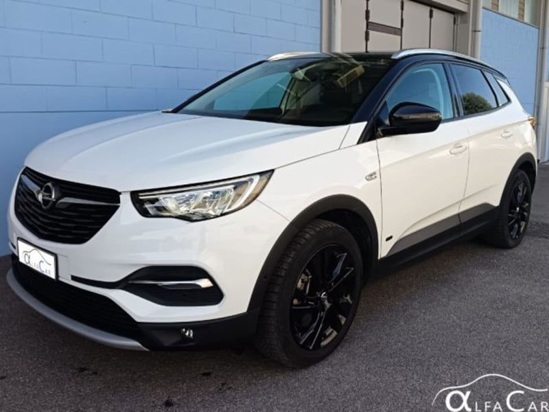 Opel Grandland X 1.6 Hybrid Plug-in aut. AWD Design Line