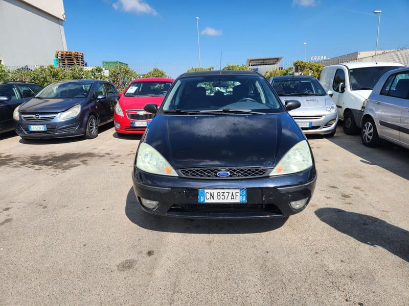 Ford Focus 1.8 TDDi cat 5p. Ghia