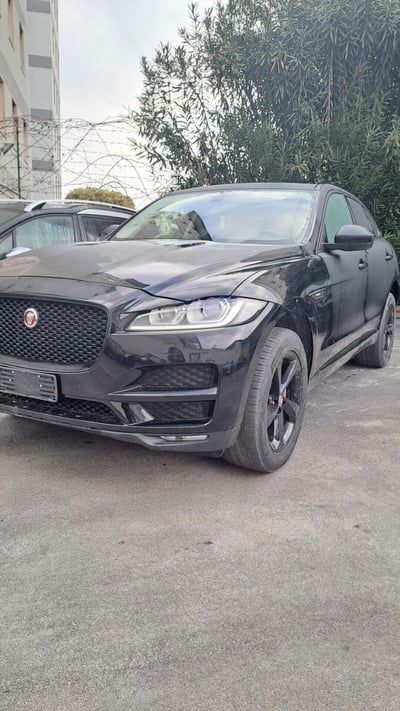 Jaguar F-Pace 2.0 D 180 CV AWD aut. Portfolio usata