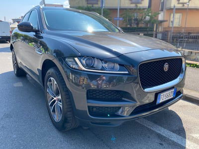 Jaguar F-Pace 2.0 D 180 CV AWD aut. Chequered Flag usata