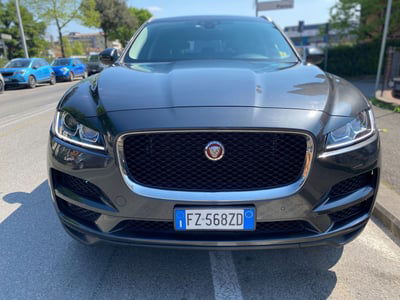 Jaguar F-Pace 2.0 D 180 CV AWD aut. Chequered Flag usata