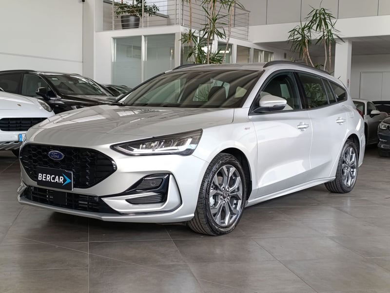 Ford Focus Station Wagon 1.0 EcoBoost Hybrid 125 CV SW Business