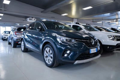 Renault Captur Plug-in Hybrid E-Tech 160 CV Intens usata