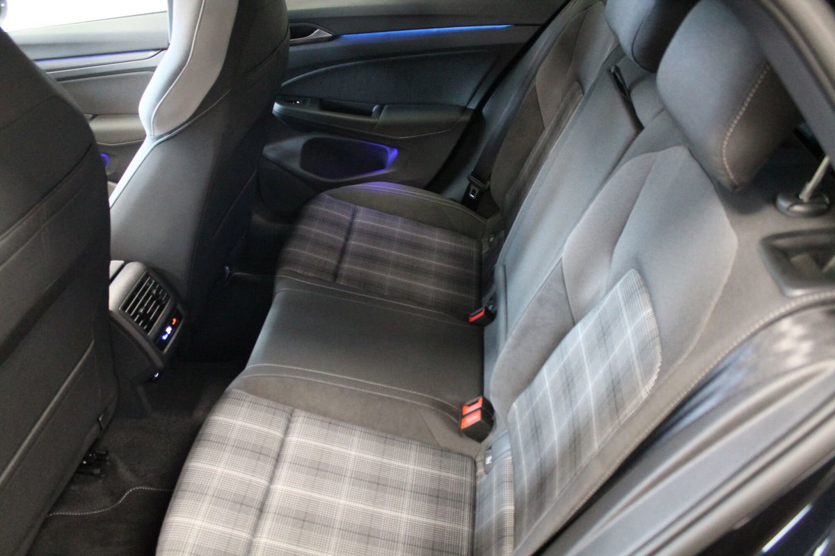 Volkswagen Golf 2.0 TDI GTD DSG (10)