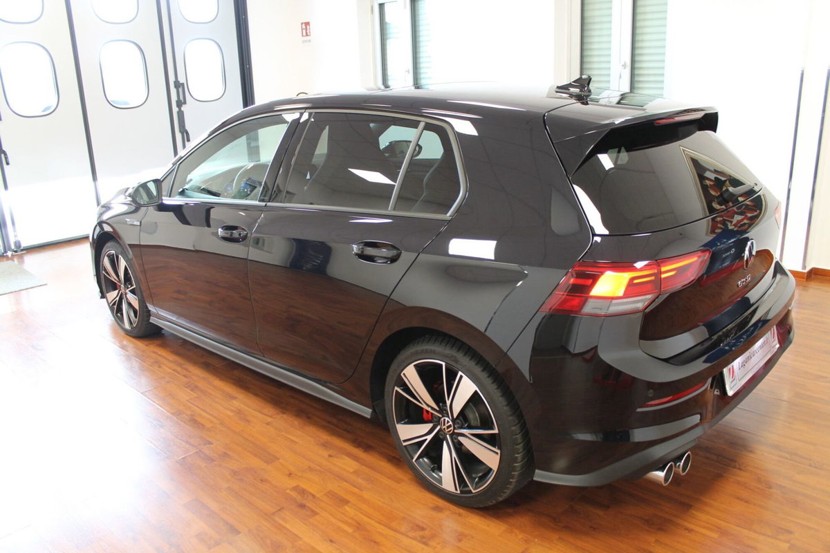 Volkswagen Golf 2.0 TDI GTD DSG (6)