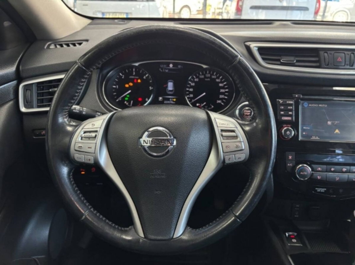 Nissan X-Trail 1.6 dCi 2WD Tekna (17)