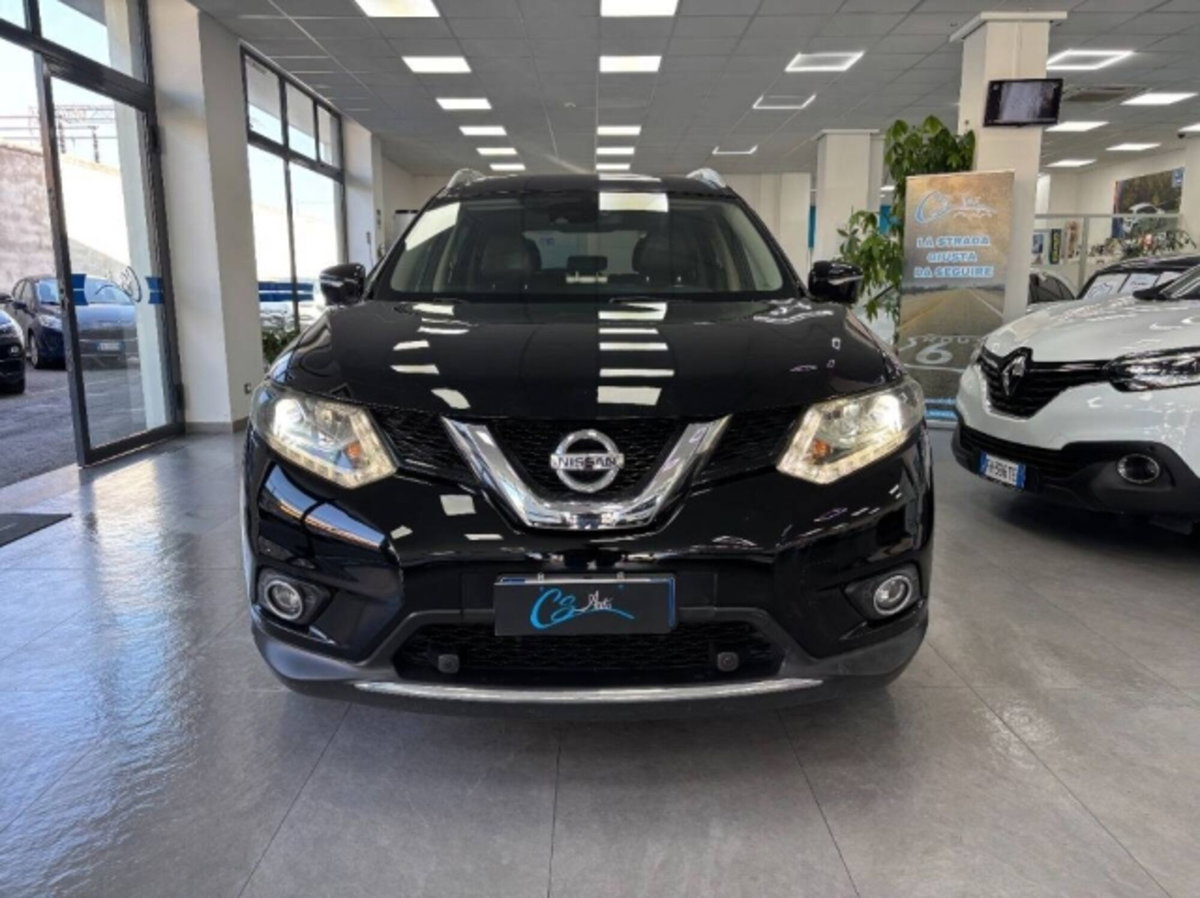 Nissan X-Trail 1.6 dCi 2WD Tekna (2)