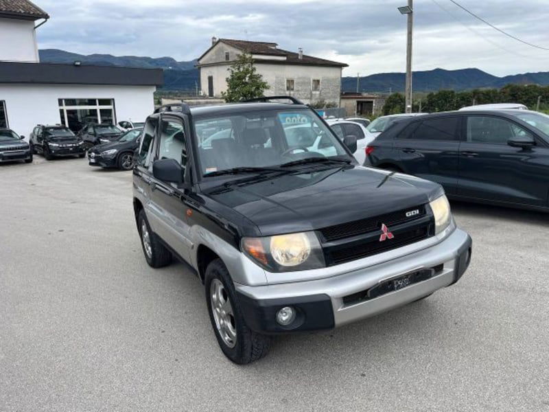 Mitsubishi Pajero 1.8 16V GDI 3 porte