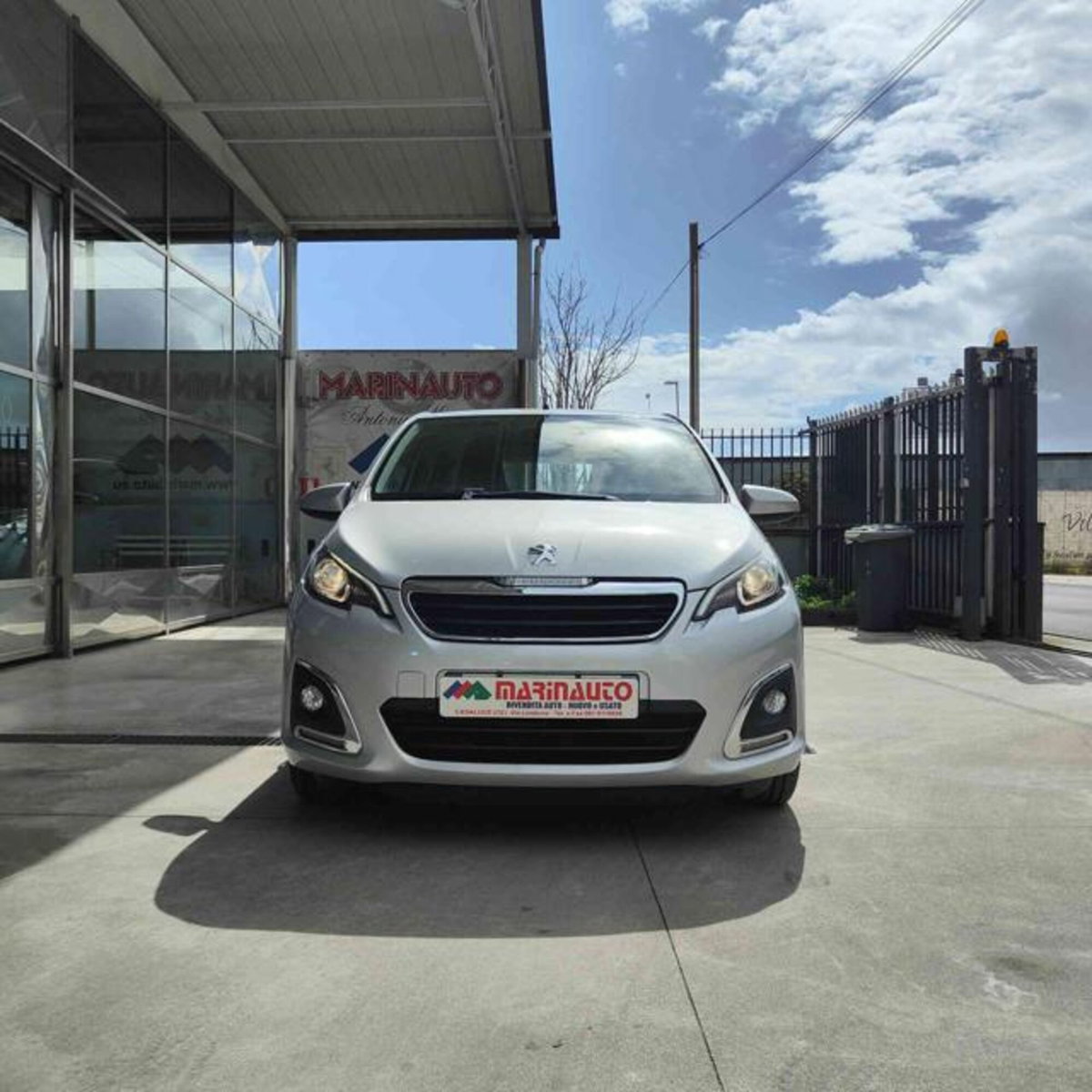 Peugeot 108 72 5 porte Allure (2)