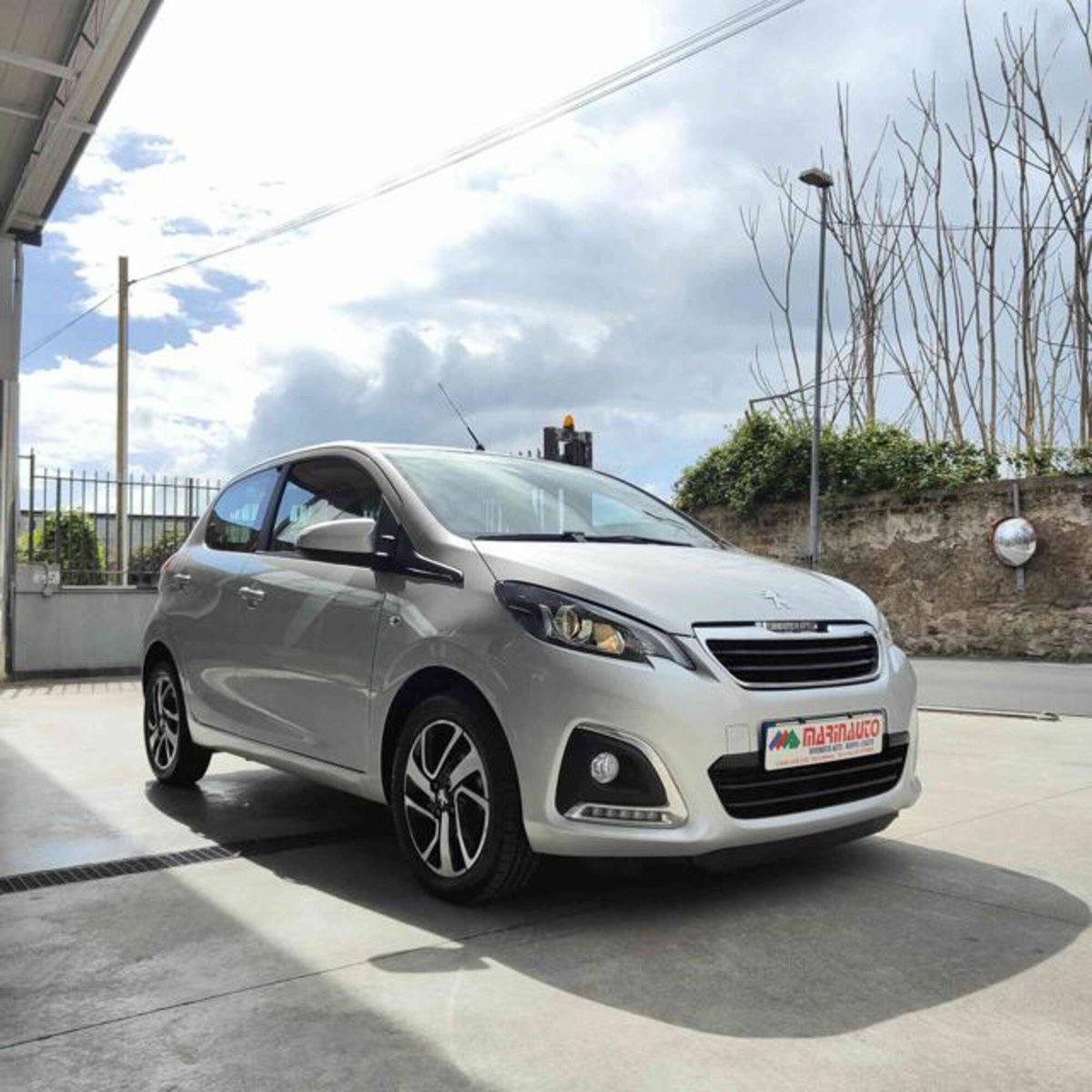 Peugeot 108 72 5 porte Allure (3)