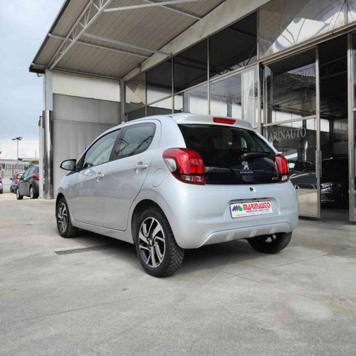 Peugeot 108 72 5 porte Allure (8)