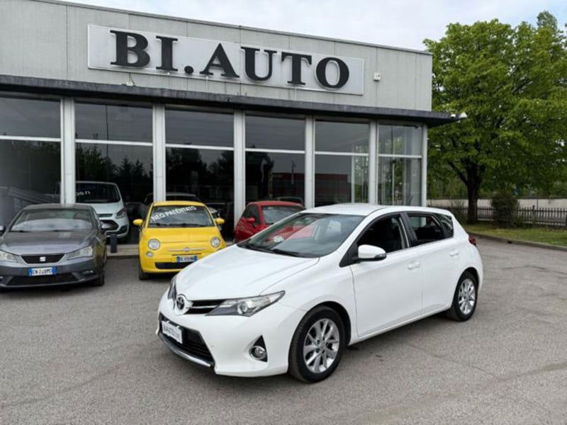 Toyota Auris 1.4 D-4D 5 porte Active