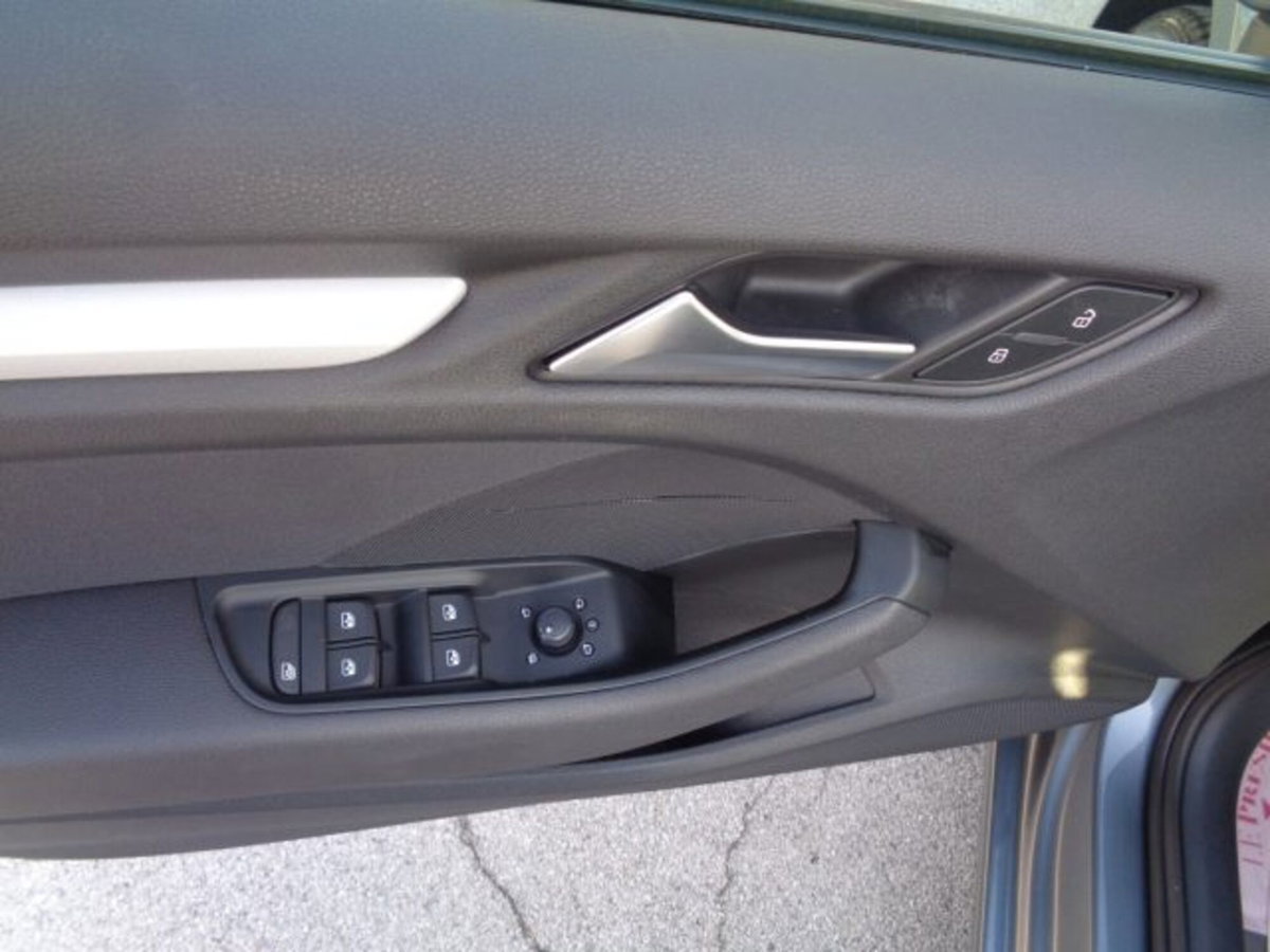 Audi A3 Sportback 30 TDI Business (5)