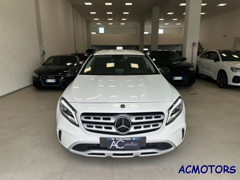Mercedes-Benz GLA SUV 200 Sport
