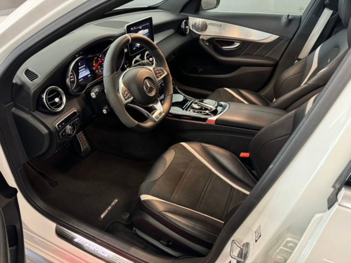 Mercedes-Benz Classe C Station Wagon 63 AMG S (6)