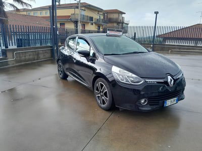 Renault Clio 1.2 75CV 5 porte Wave  usata