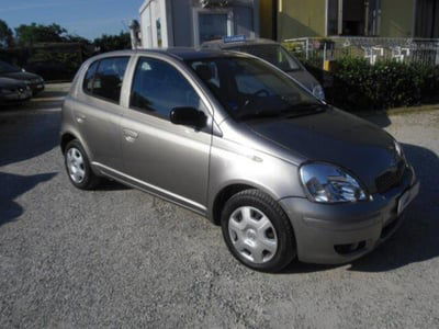 Toyota Yaris 16V cat 5 porte  usata
