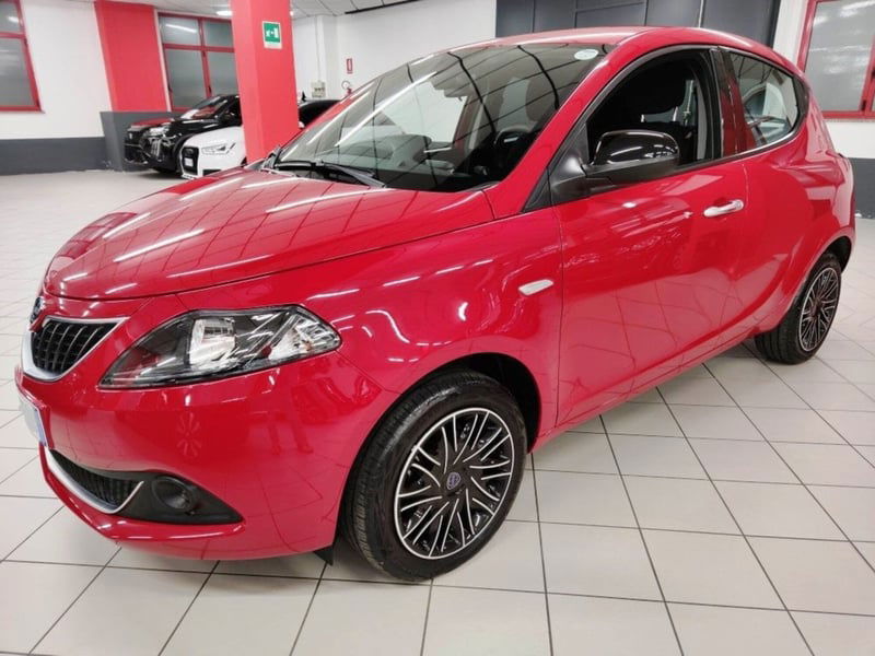 Lancia Ypsilon 1.0 FireFly 5 porte S&S Hybrid Gold Plus