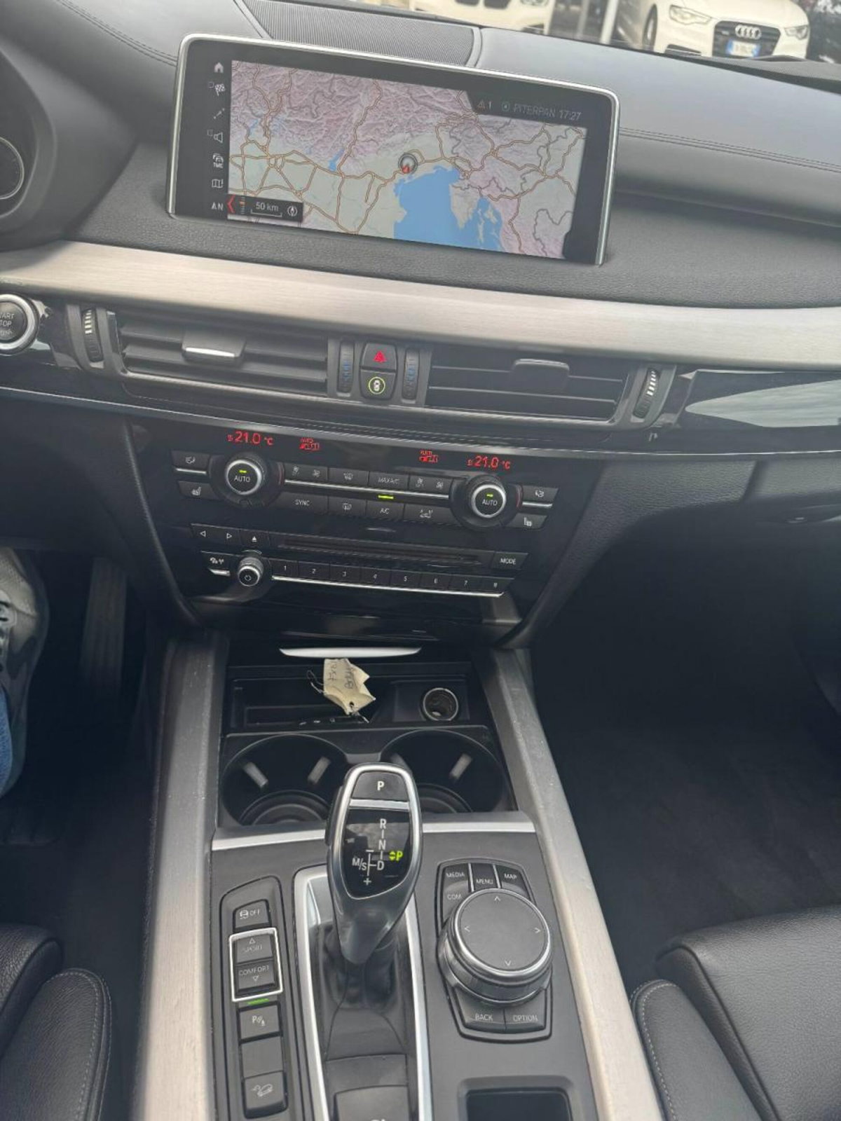 BMW X6 xDrive30d 258CV Msport (16)