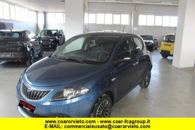 Lancia Ypsilon 1.0 FireFly 5 porte S&S Hybrid Ecochic A. Ferretti usata